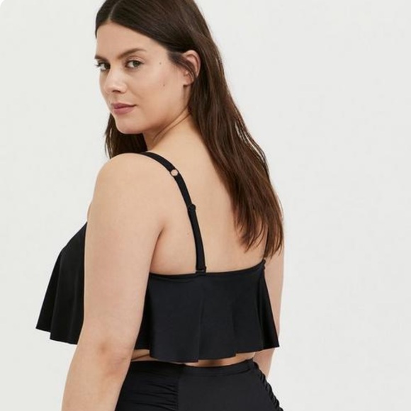 Torrid wireless straight flounce bikini top - Picture 6 of 9